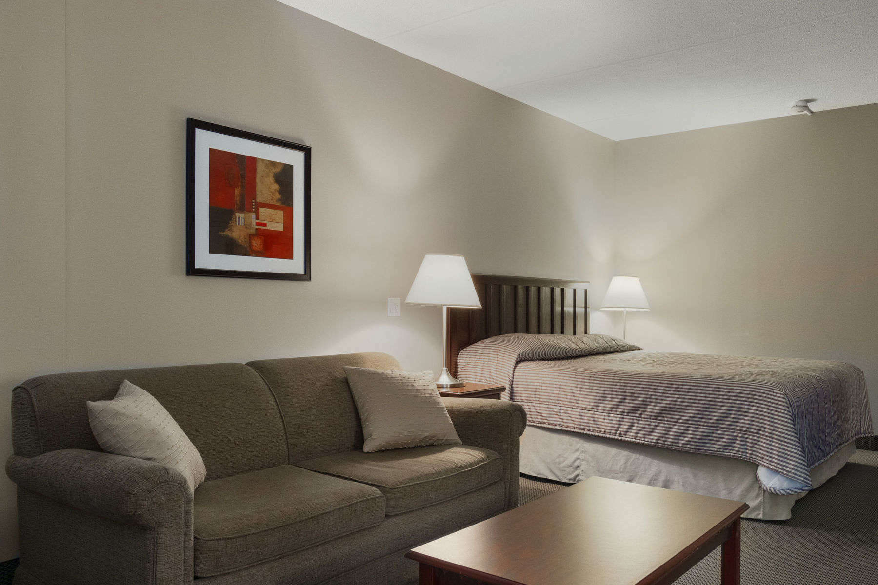 Travelodge Hotel by Wyndham Kingston Lasalle Eksteriør bilde